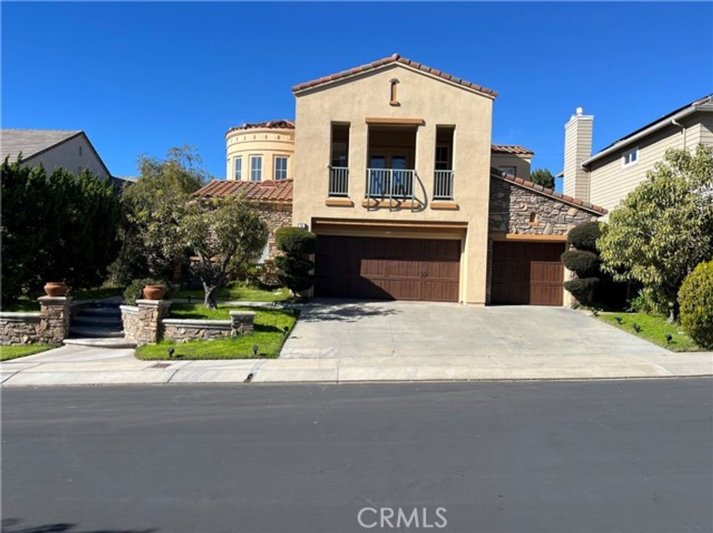 15 Sunningdale, Laguna Hills, CA 92679