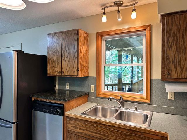 14 Nokonda Road, Cherokee Village, AR 72529