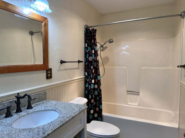 14 Nokonda Road, Cherokee Village, AR 72529