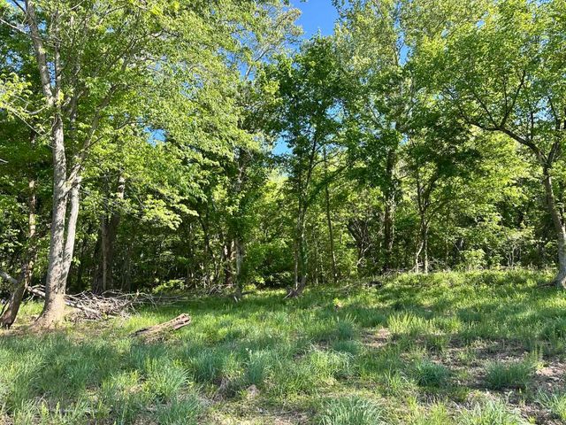 14 Nokonda Road, Cherokee Village, AR 72529