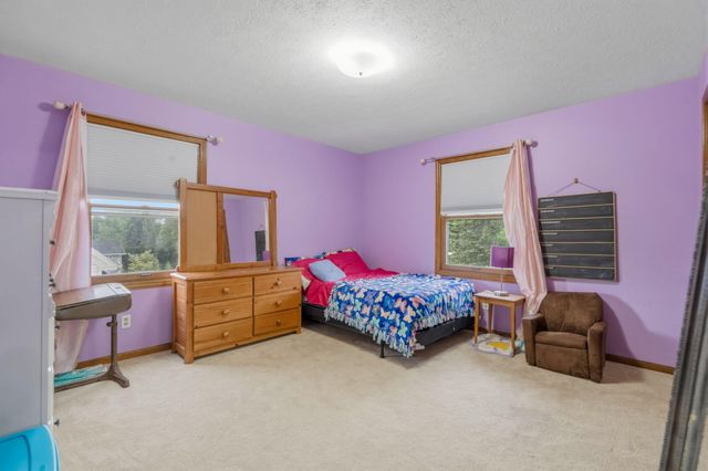 2331 Pheasant Avenue NW, Grand Rapids, MI 49534