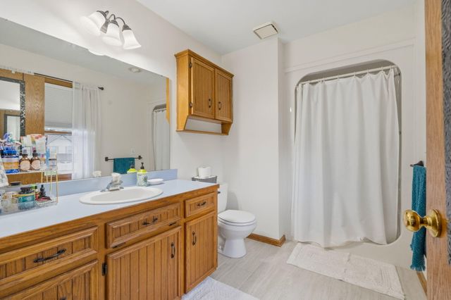 2331 Pheasant Avenue NW, Grand Rapids, MI 49534