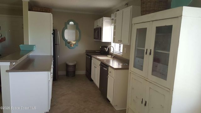 1425 Jimmy Buffett Memorial Highway 8, Satellite Beach, FL 32937