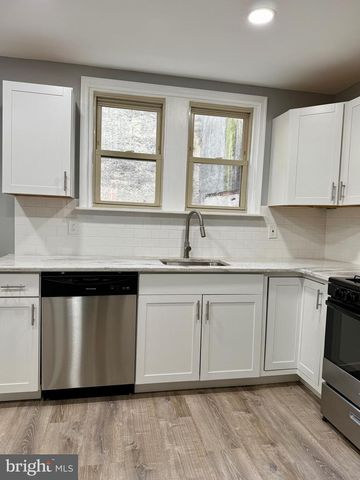 1241 S ALDER ST, Philadelphia, PA 19147