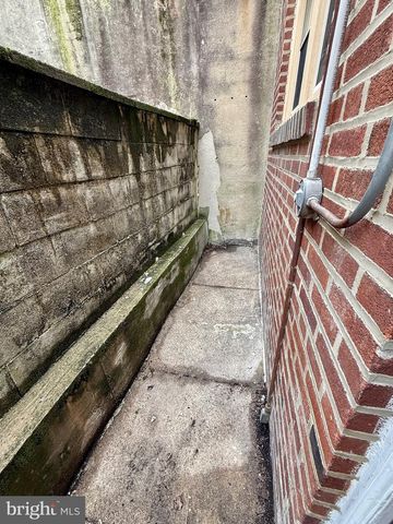 1241 S ALDER ST, Philadelphia, PA 19147