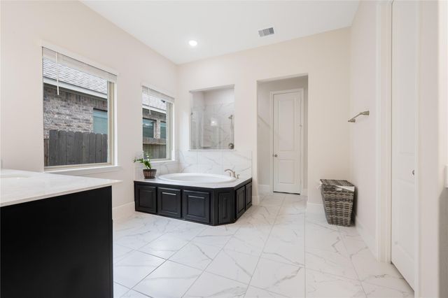 14827 Vista Chase Trail, Cypress, TX 77429