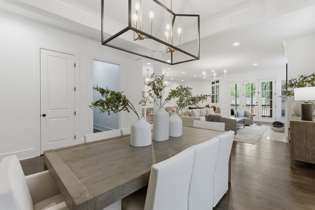 842 Woodmont Blvd, Nashville, TN 37204