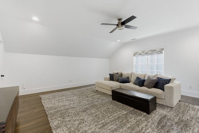 842 Woodmont Blvd, Nashville, TN 37204