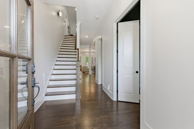 842 Woodmont Blvd, Nashville, TN 37204