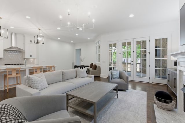 842 Woodmont Blvd, Nashville, TN 37204