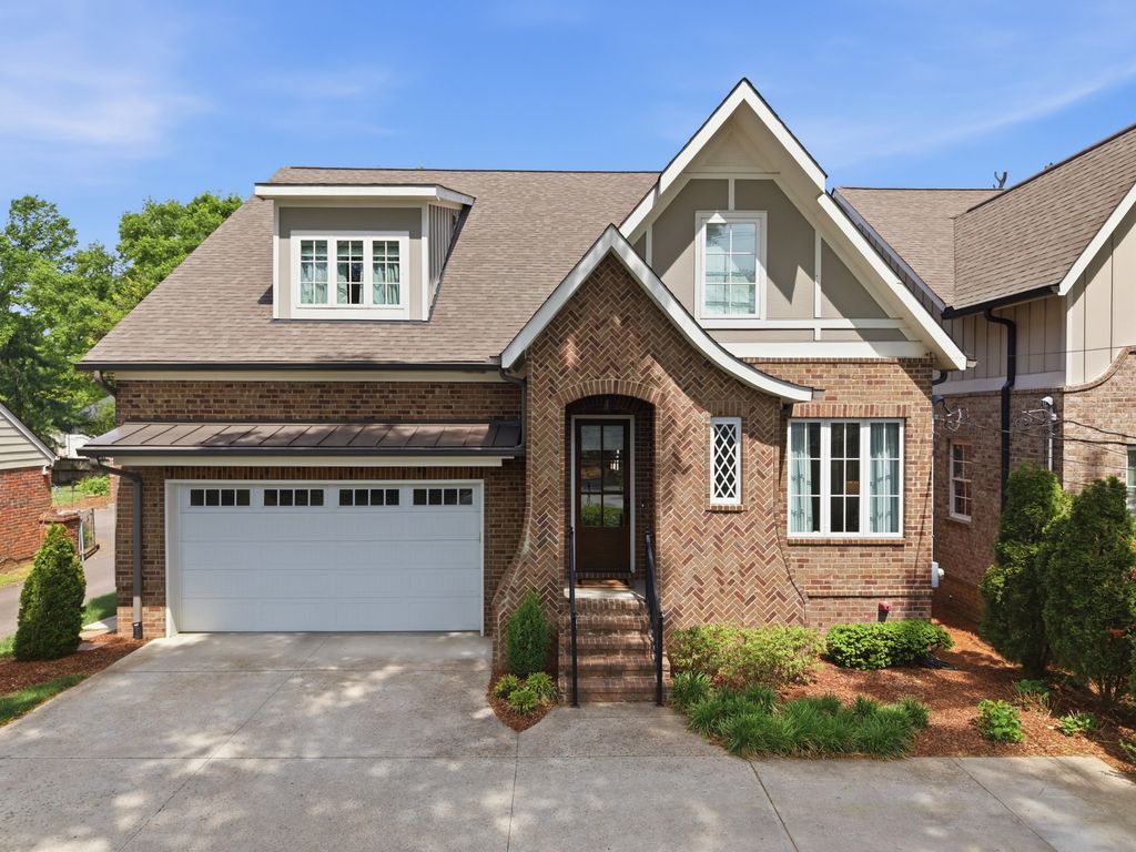 842 Woodmont Blvd, Nashville, TN 37204