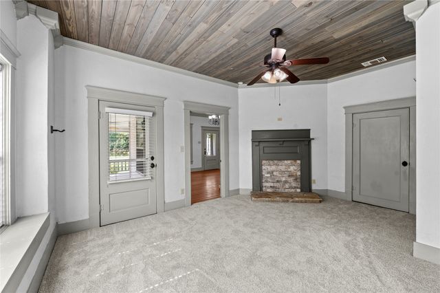269 E Holley Street, Alba, TX 75410