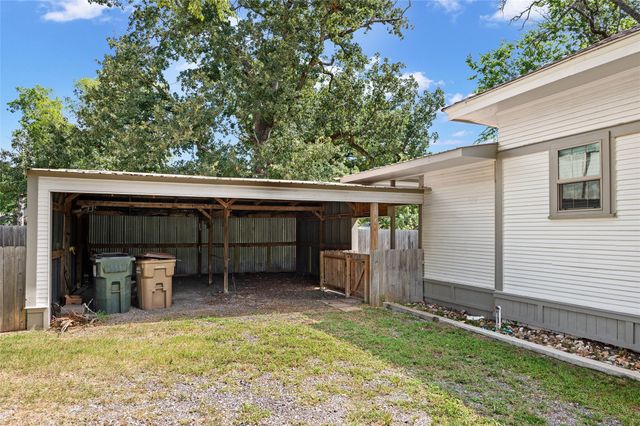 269 E Holley Street, Alba, TX 75410
