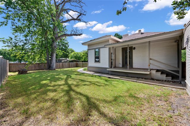 269 E Holley Street, Alba, TX 75410