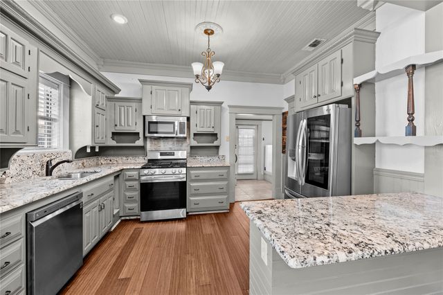 269 E Holley Street, Alba, TX 75410