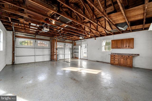 129 CHURCH ST, Summit Point, WV 25446