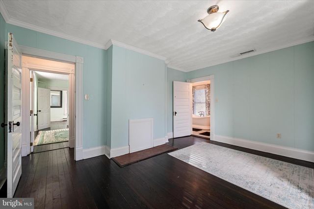 129 CHURCH ST, Summit Point, WV 25446