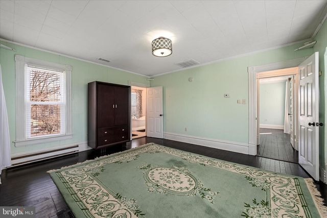 129 CHURCH ST, Summit Point, WV 25446