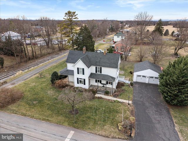 129 CHURCH ST, Summit Point, WV 25446