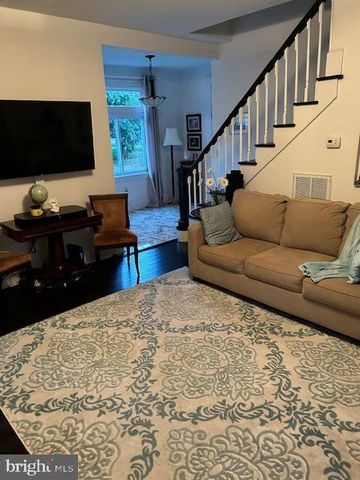 129 CHURCH ST, Summit Point, WV 25446