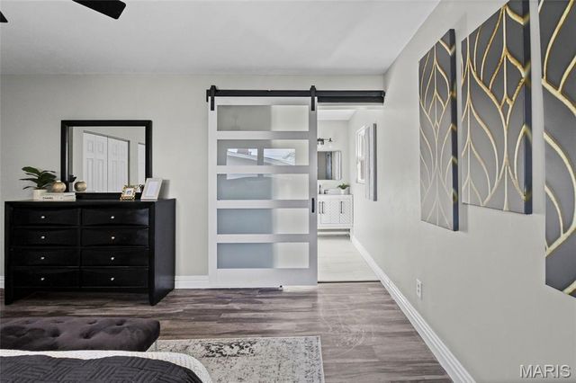 3300 Tom Sawyer Drive, Florissant, MO 63033