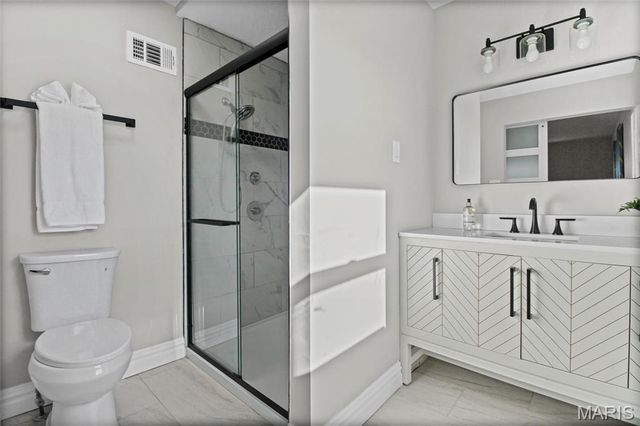 3300 Tom Sawyer Drive, Florissant, MO 63033