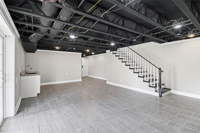 3300 Tom Sawyer Drive, Florissant, MO 63033