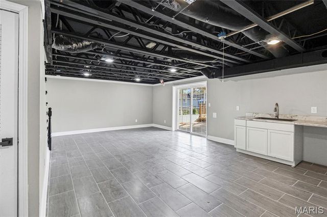 3300 Tom Sawyer Drive, Florissant, MO 63033