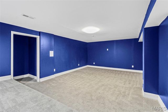 3300 Tom Sawyer Drive, Florissant, MO 63033