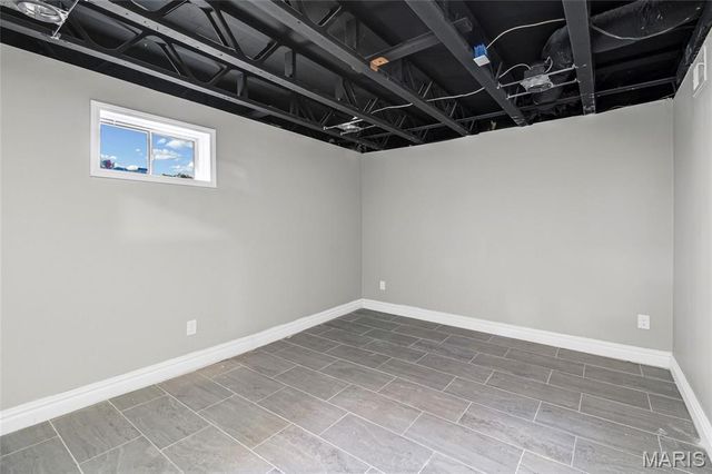 3300 Tom Sawyer Drive, Florissant, MO 63033