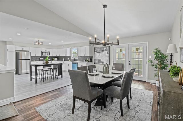 3300 Tom Sawyer Drive, Florissant, MO 63033