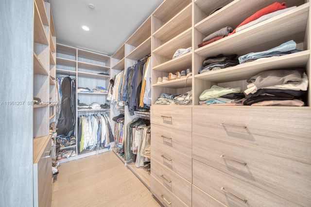 5775 Collins Ave 703, Miami Beach, FL 33140