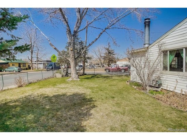 6750 Clermont St, Commerce City, CO 80022