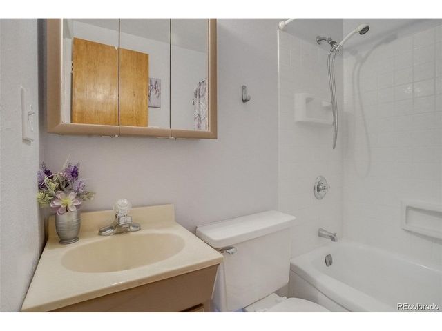 6750 Clermont St, Commerce City, CO 80022