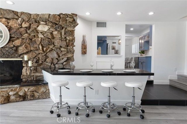 8356 Vanalden Avenue, Northridge (los Angeles), CA 91324