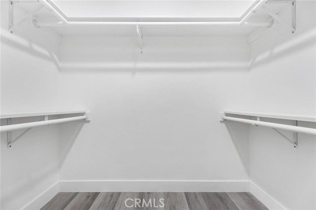 8356 Vanalden Avenue, Northridge (los Angeles), CA 91324