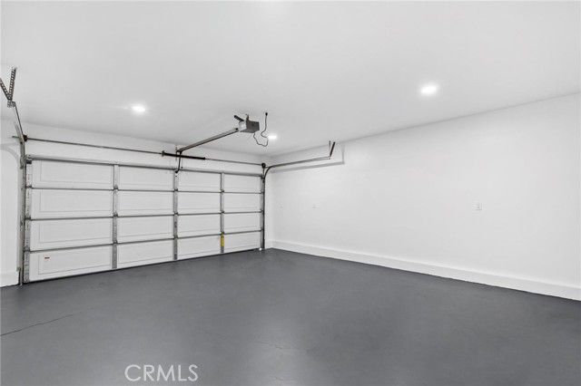 8356 Vanalden Avenue, Northridge (los Angeles), CA 91324