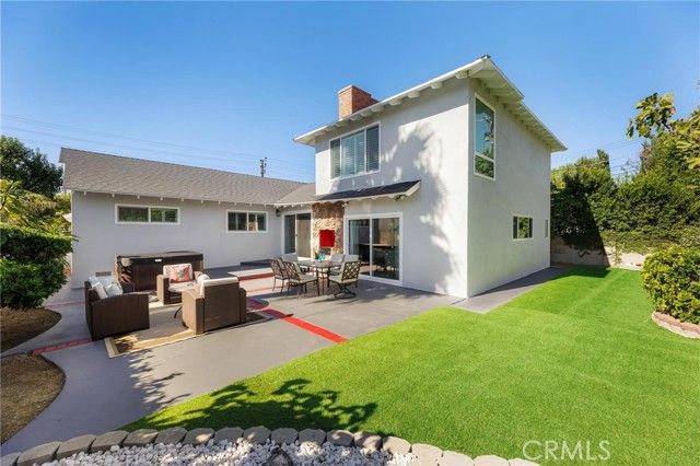 8356 Vanalden Avenue, Northridge (los Angeles), CA 91324