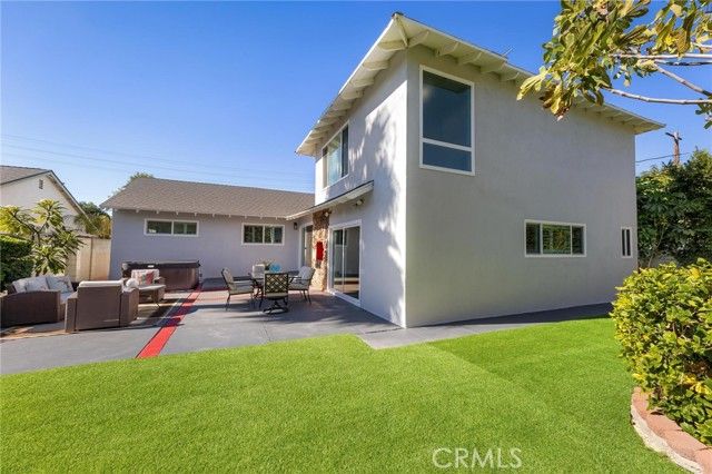 8356 Vanalden Avenue, Northridge (los Angeles), CA 91324