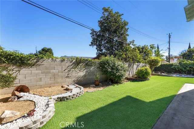 8356 Vanalden Avenue, Northridge (los Angeles), CA 91324