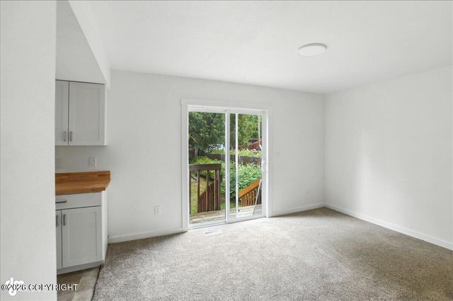 7071 Baxter Terrace Circle, Anchorage, AK 99504