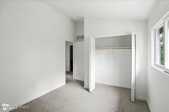 7071 Baxter Terrace Circle, Anchorage, AK 99504