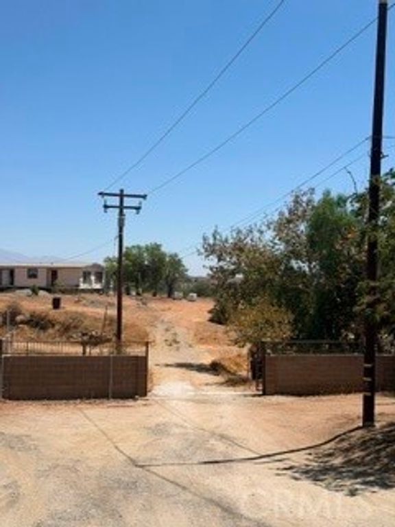 20680 Santa Rosa Mine Road, Perris, CA 92570 — exterior
