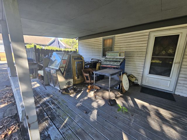 102 Cowan St, W, Cowan, TN 37318