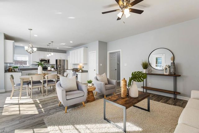 245 E 40th ST, Norfolk, VA 23504