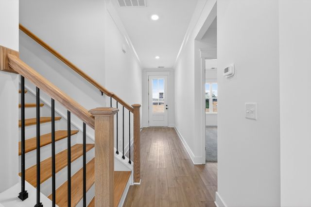 505 Charlie Place, White House, TN 37188