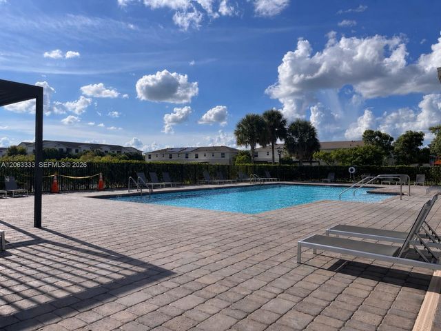 460 NE 4th Ln, Florida City, FL 33034