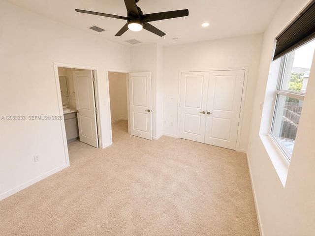 460 NE 4th Ln, Florida City, FL 33034