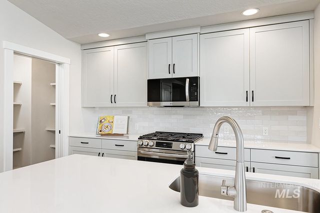 1761 E Hadler St., Meridian, ID 83642