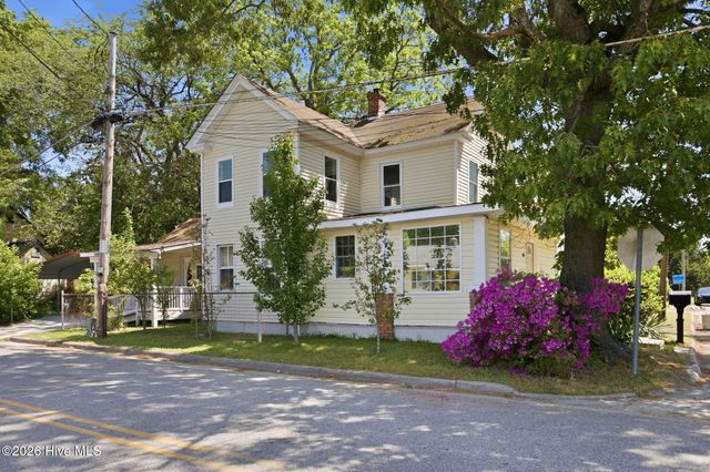 306 Bank Street, Elizabeth City, NC 27909